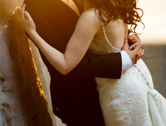 Wedding couple in Montreal Old Montreal