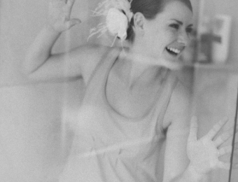 Documentary wedding picture style - Candid and spontaneous