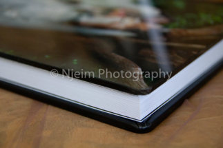 Thickness of a Wedding album with a glass cover